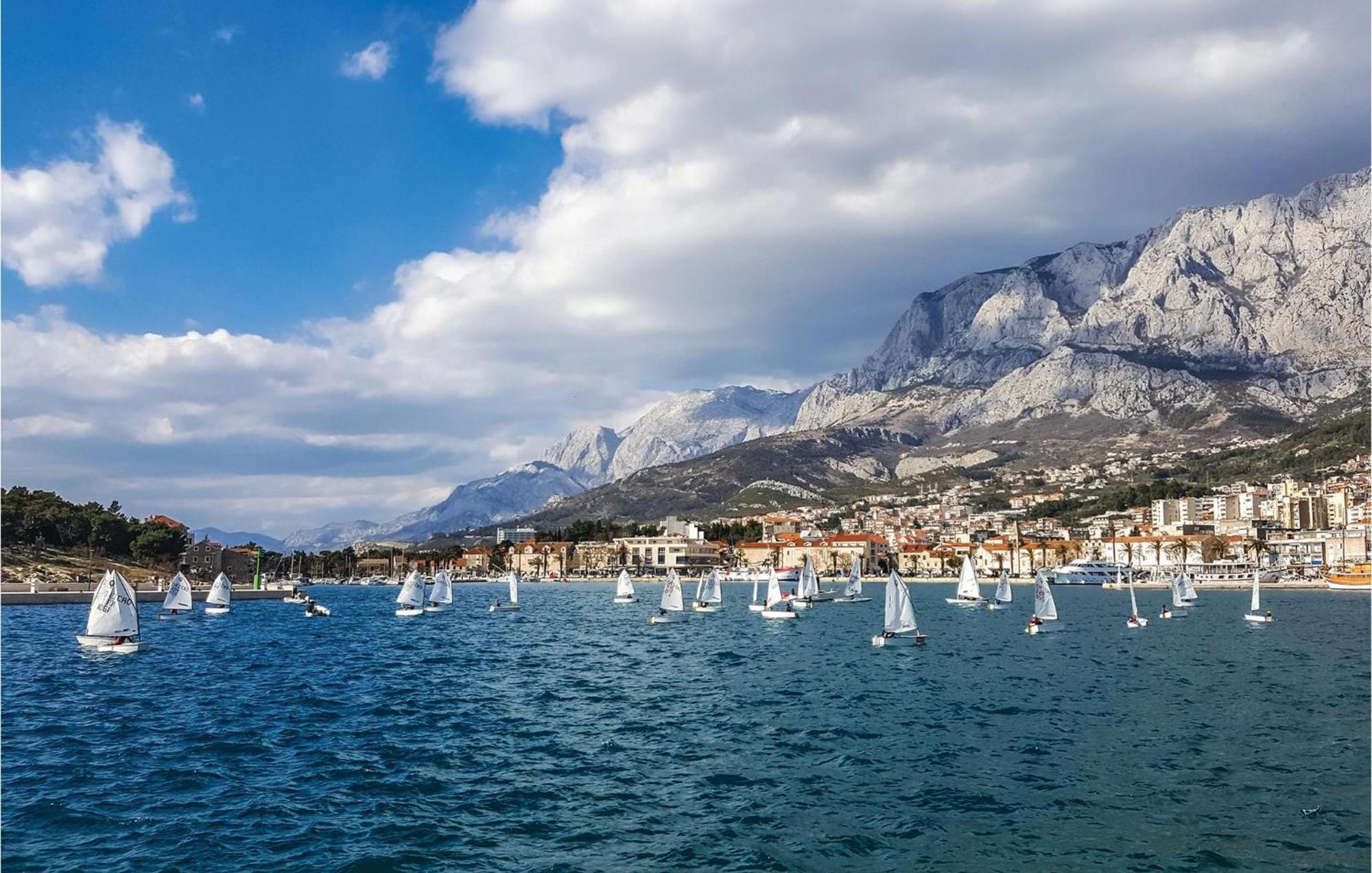 1 Bedroom Stunning Apartment In Makarska Ngoại thất bức ảnh